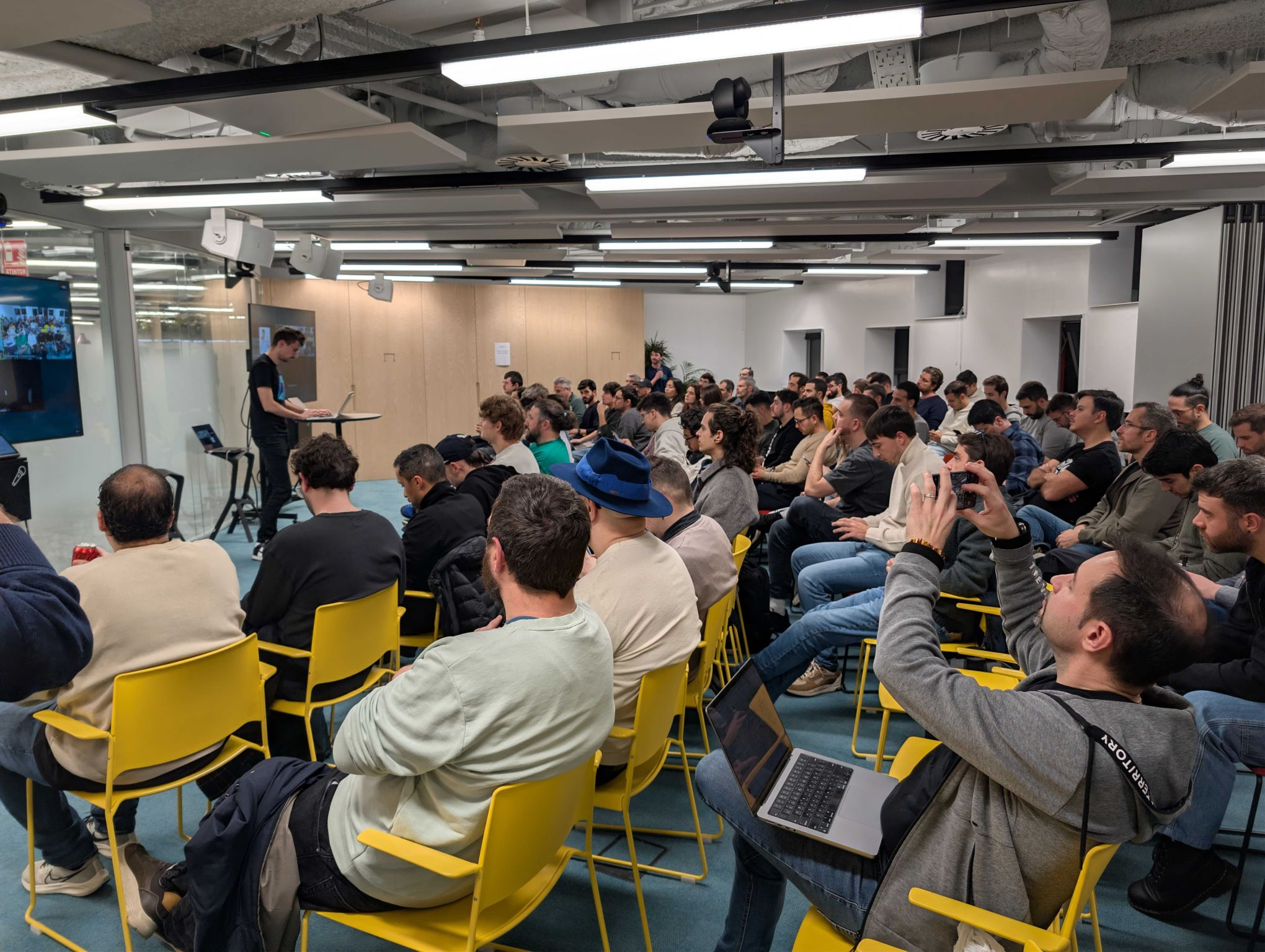 Audience at React.js Barcelona meetup